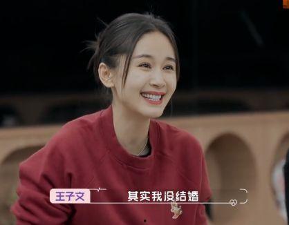 我的明星网红朋友小说,网红明星的奇幻小说之旅