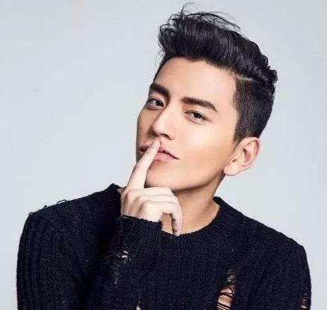 明星网红单挑男星是谁呀,谁是明星圈内的热门对决焦点？