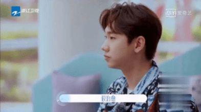 明星网红现场表演视频,现场表演燃爆眼球！网红明星同台献艺，精彩瞬间大盘点