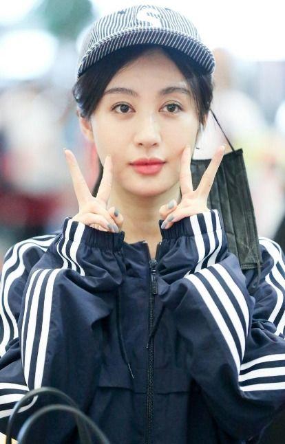 明星网红同框名字女生,闪耀时尚盛宴，揭秘女神们的美丽秘密！”
