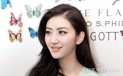 明星网红几个亿是谁,几个亿粉丝背后的明星网红是谁？
