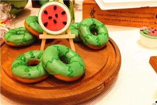 今日活动甜品分享吃瓜,甜蜜瓜果盛宴，尽享夏日清凉