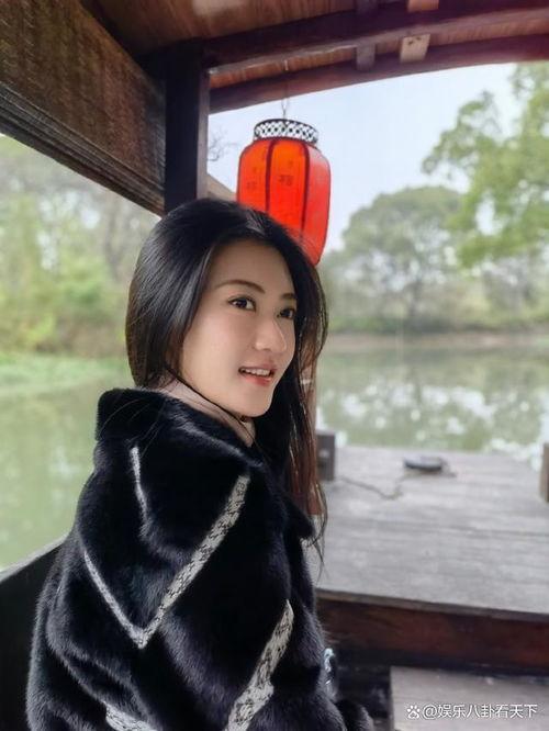 贺姓的女明星网红,闪耀娱乐圈的璀璨星辰