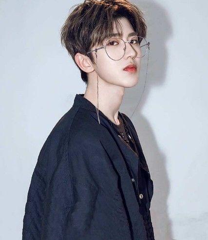 明星网红的咸鱼茄子视频,家常美味，轻松上手的烹饪秘诀