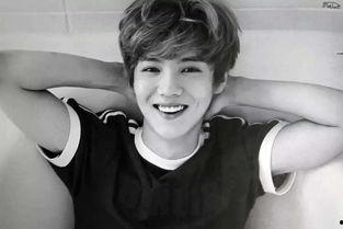 明星网红喝水视频素材高清,揭秘时尚健康生活态度