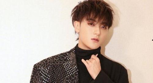 暴雨后捐款的明星网红,共筑家园温暖力量