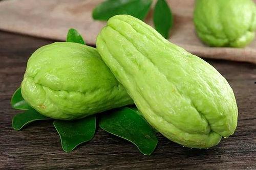 今日吃瓜丁玉婕吃瓜