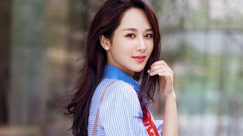 带心茹的明星网红,明星网红的时尚影响力揭秘