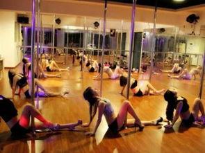 明星网红舞蹈对比图高清,高清对比图揭秘舞技高下