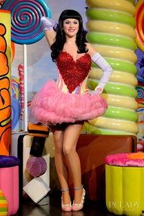 明星网红哪个地位高,揭秘明星与网红地位之巅