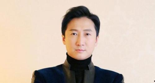 明星网红针锋相对图片,火花四溅瞬间引爆网络