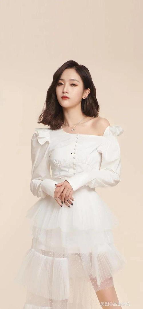 明星网红睡衣女图片大全,私密时刻的优雅穿搭