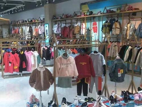 小明星网红童装店,网红童装店——小明星的时尚育儿日记